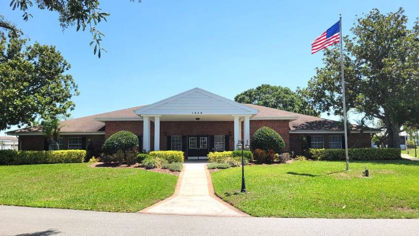 2325 Heron Drive a Lake Wales, FL Mobile or Manufactured Home for Sale